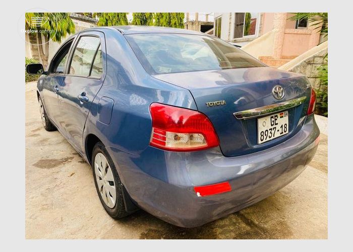 Toyota Yaris 2010 Model