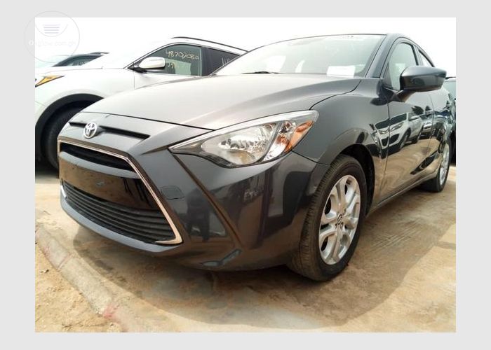 Toyota Yaris iA 2015 Model