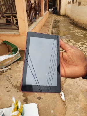 UK USE FIRE AMAZON GAME AND VIDEO TABLET