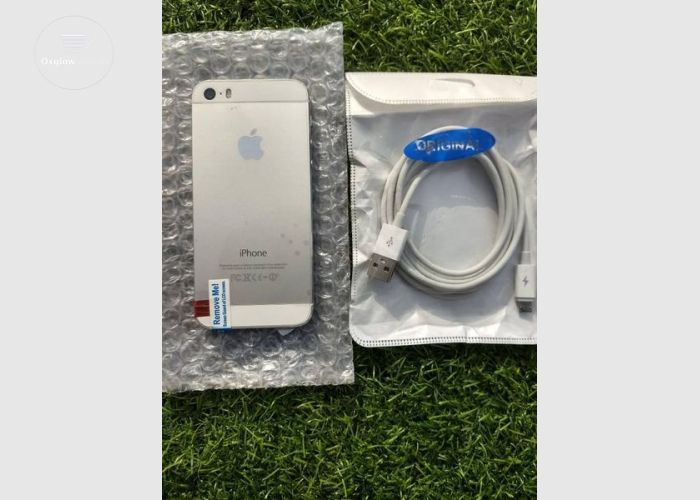 UK Used iPhone 5S 16Gb