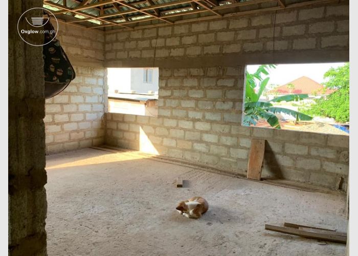 Uncompleted 5 Bedrooms For Sale