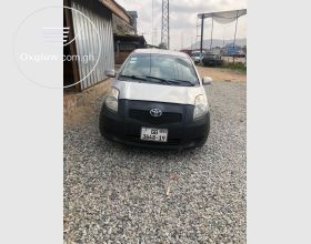  2007 Toyota Vitz 4plugs going for 24k