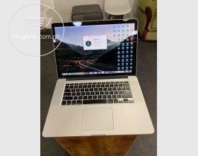  Apple MacBook Pro 2015 Core i7 Laptop