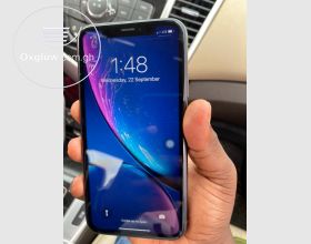  iPhone XR 128gig