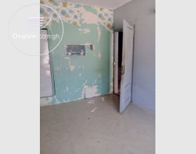  Single room self-contained
