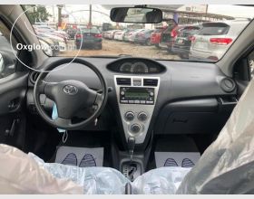  TOYOTA YARIS 2010