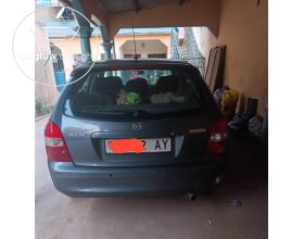  Mazda 323F