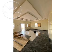 2 Bedrooms House