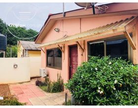 2 Bedrooms House