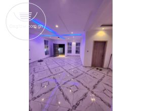 2 Bedrooms House