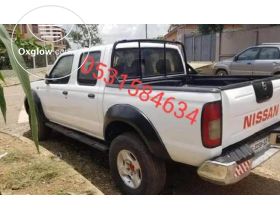 2008 Nissan hardbody