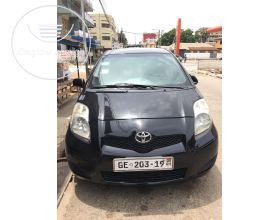 2010 TOYOTA YARIS