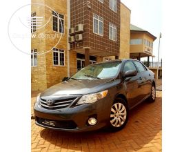2013 Toyota corolla