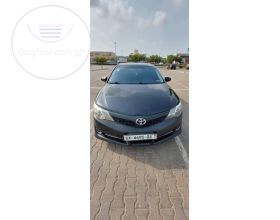 2014 Toyota Camry SE Fully Loaded