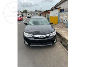 2014 TOYOTA CAMRY XLE