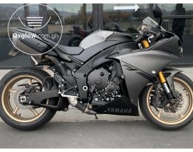 2014 Yamaha YZF-R1 WhatsApp +13236413248