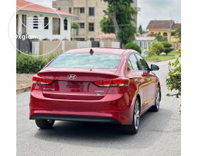 2017 Hyundai Elantra limited