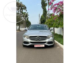 2017 Mercedes-Benz C300 Fully Loaded