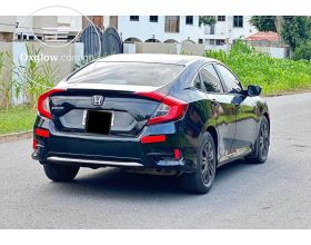 2019 Honda civic LX.