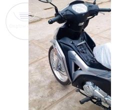 2023 125 honda motorbike