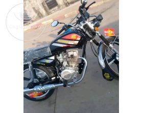 2023 125 royal motorbike
