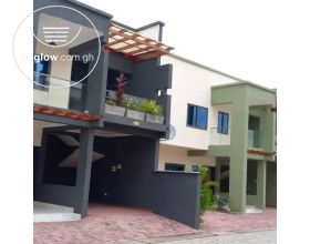3 Bedrooms Duplex House
