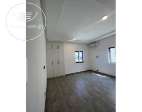 3 Bedrooms Duplex House