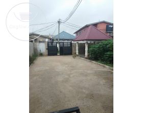 3 Bedrooms House