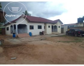 3 Bedrooms House