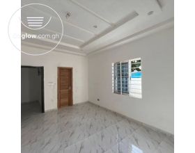 3 Bedrooms House