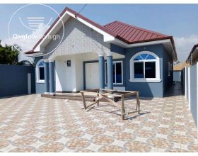 3 Bedrooms House