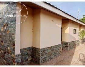 3 Bedrooms House