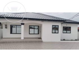 3 Bedrooms House