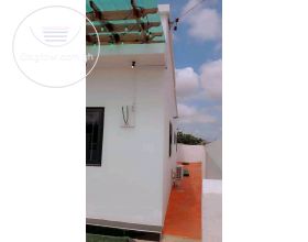 3 Bedrooms House