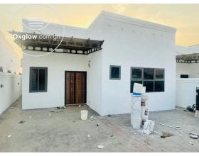 3 Bedrooms Self Houses 