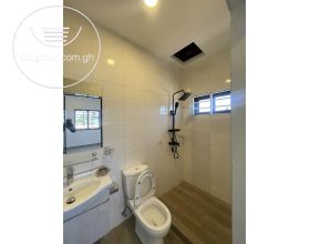 4-Bedroom Luxury Furnished 