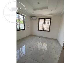 4 Bedroom Semi-Detached House