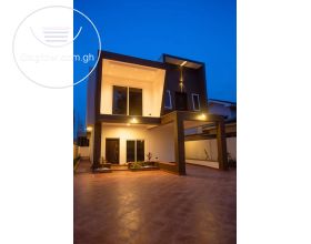 4 Bedroom Town House
