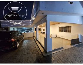 4 Bedrooms House