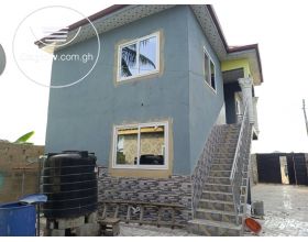 4 Bedrooms House