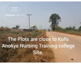 4 Plots for sale ( Highway Road side) Kumasi.