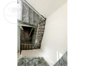 5 Bedroom Town House
