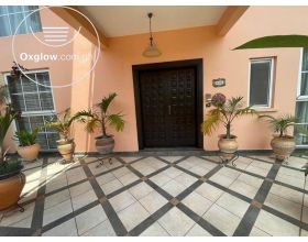 5 Bedrooms House Furnished