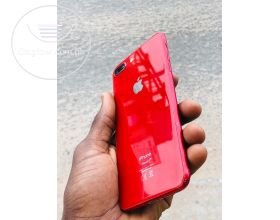 Apple iPhone 8 Plus 