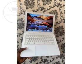 Apple Macbook Core 2 Duo Laptop