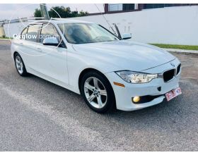 BMW 3 Series 328i