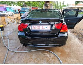 BMW 328i