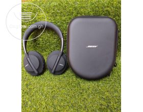 BOSE 700