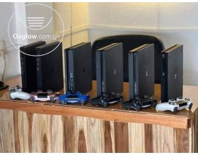 Brand New Sony Playstation 4 Slim HDD/500Gb Coming with the Controllers Pads