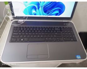Dell inspiron core i5.